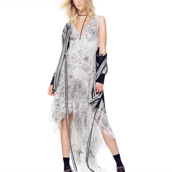 Chelsea & Walker Alyssa print dress - Picture 2 of 10